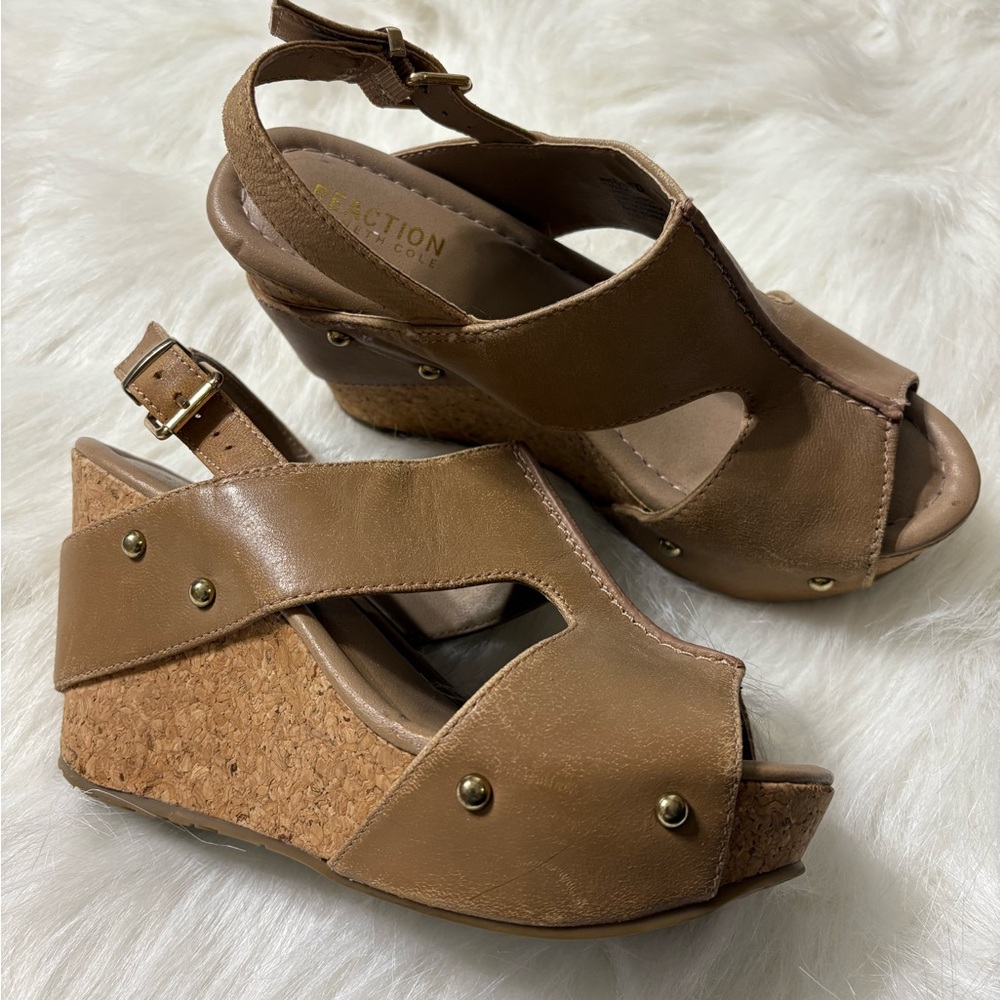 Kenneth Cole Reaction Tan Wedge Sandals